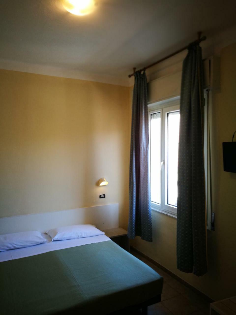 Hotel Riviera Rimini Exterior foto